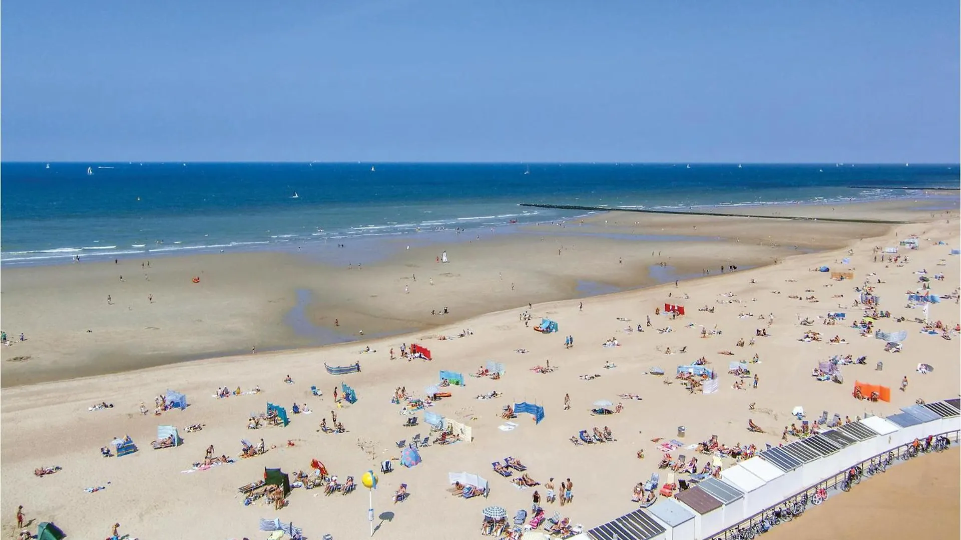 Residentie Crystal Apartment Ostend